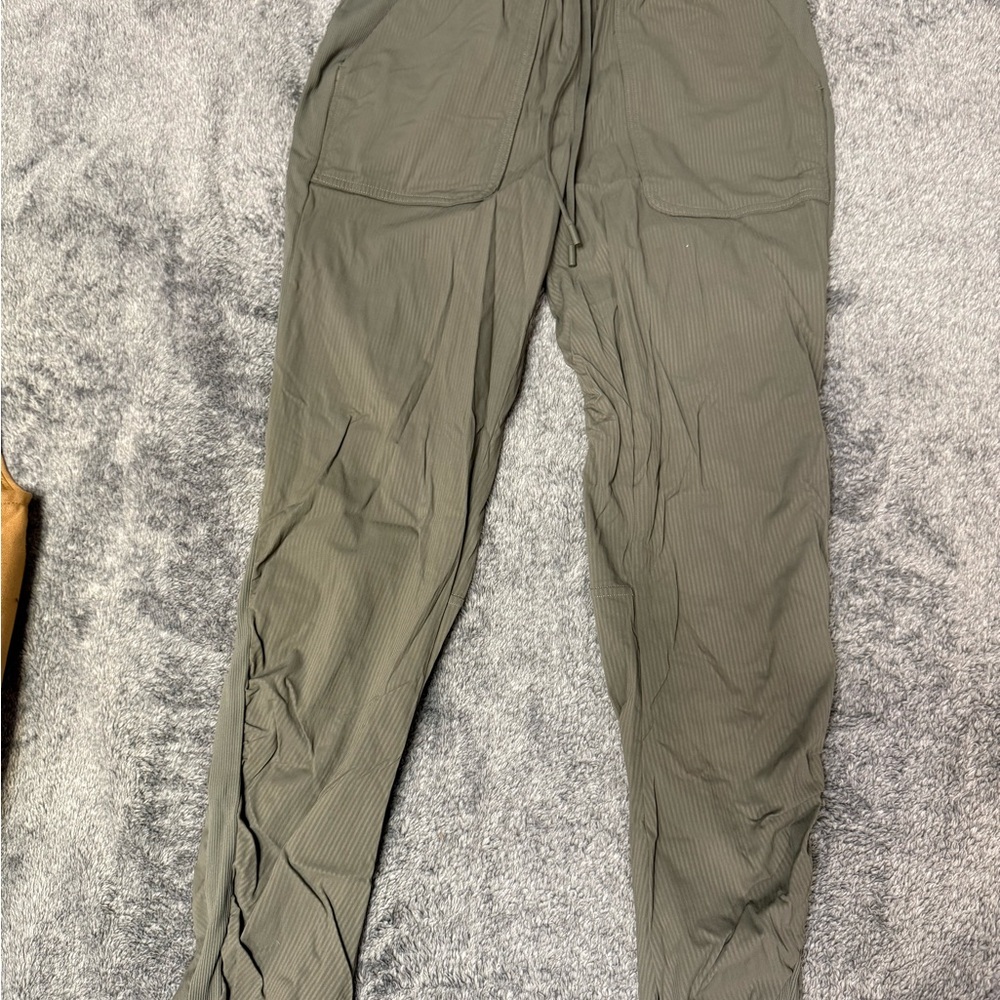 Women’s Olive Green lululemon joggers